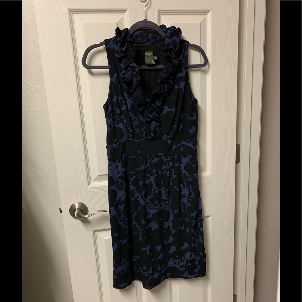 SZ 6 Black/Purple side zip dress